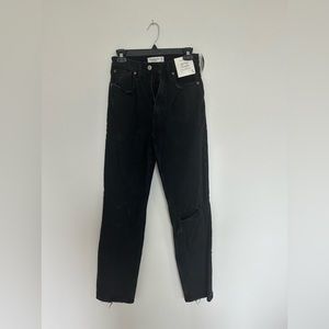 A&F NWT Ultra High Rise 90s Straight Jean